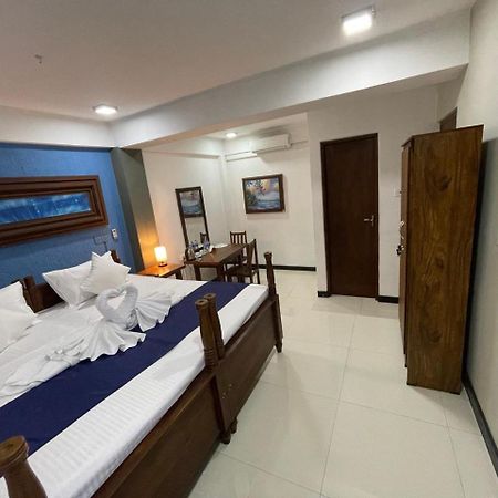 Rush City Hotel Kandy Ngoại thất bức ảnh